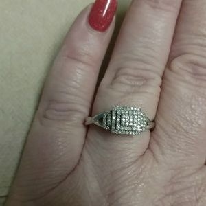 Sterling silver Geniune Diamond ring